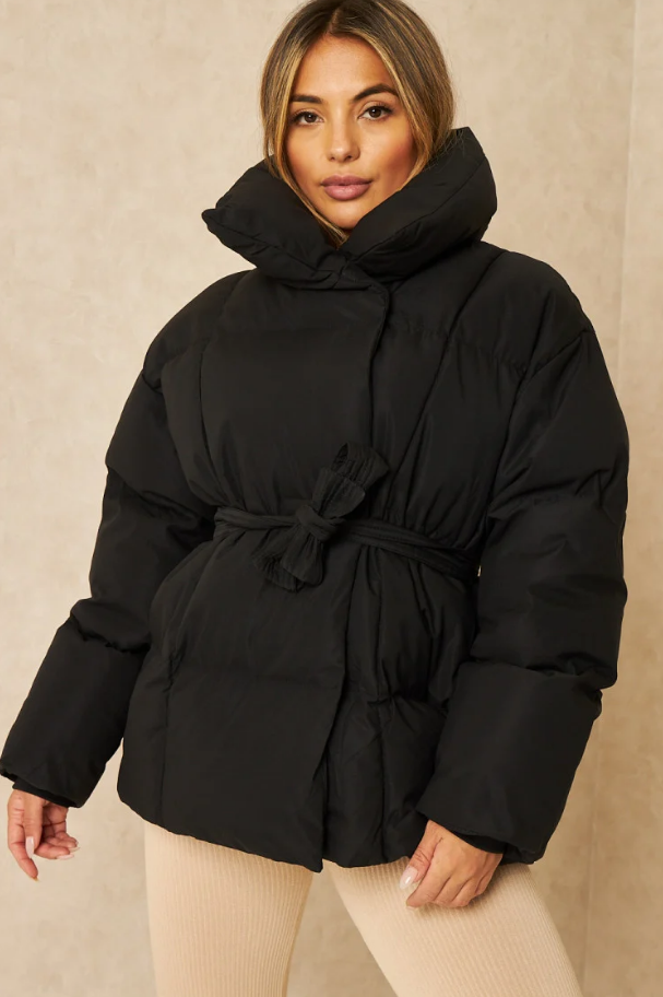 Short down jacket with belt