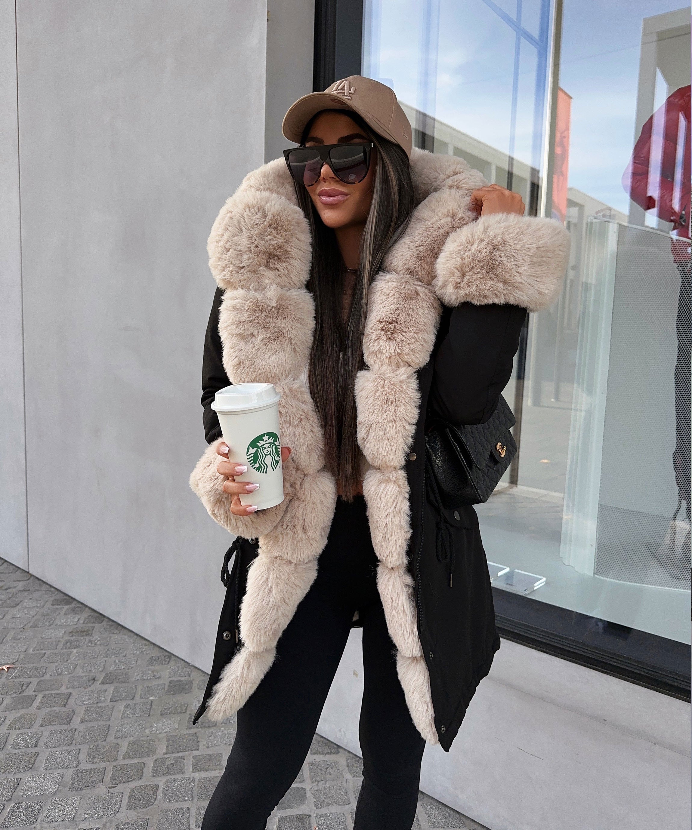 Black/Beige jacket with faux fur Glamor