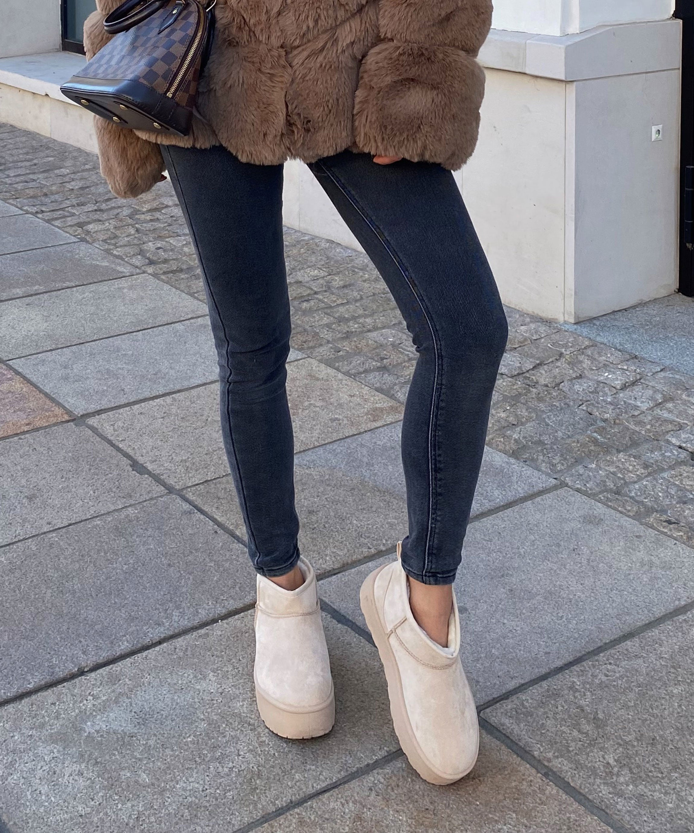 Beige platform ankle boots with lining