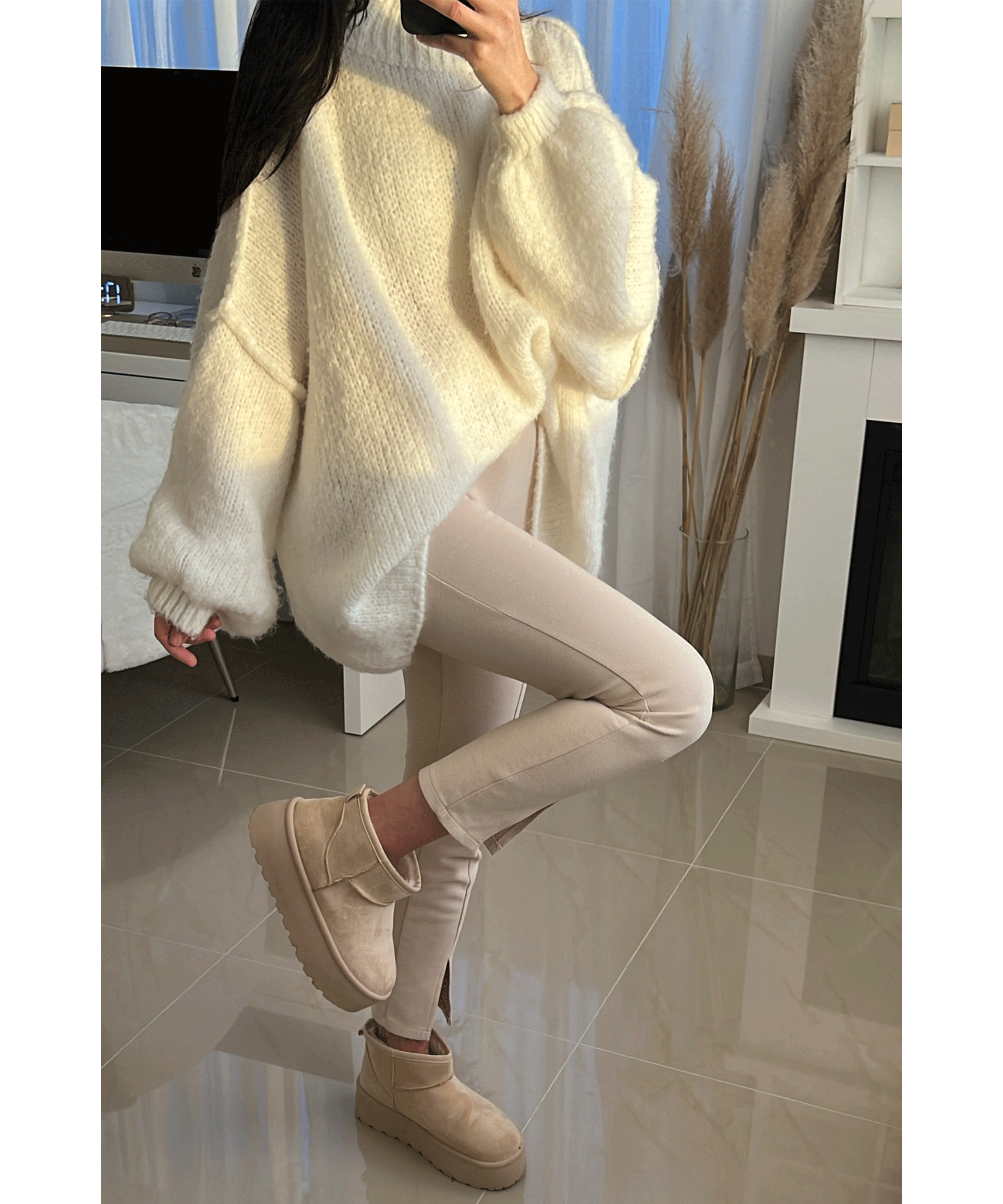 Beige platform ankle boots with lining