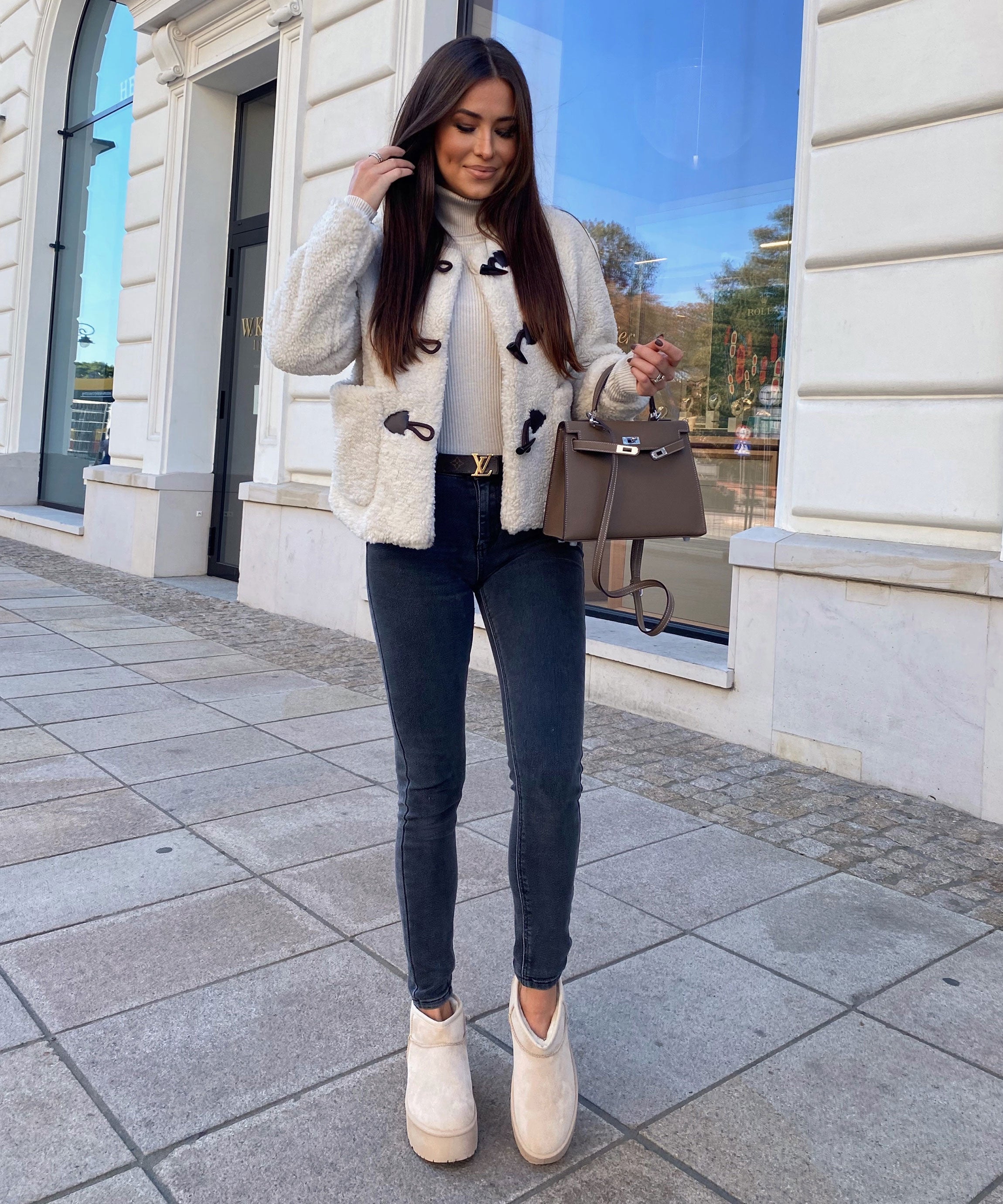 Beige platform ankle boots with lining